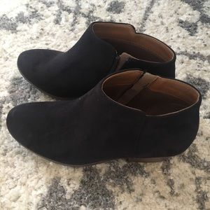 Black ankle booties